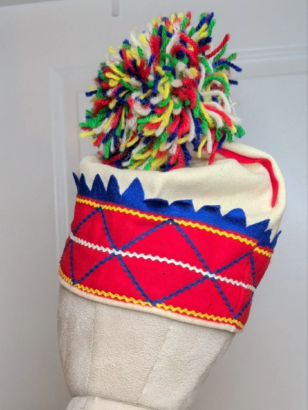 Vintage 60s Handmade Scandnavian Ski Cap Pom-pom Nordic Winter Wool  Sami Style